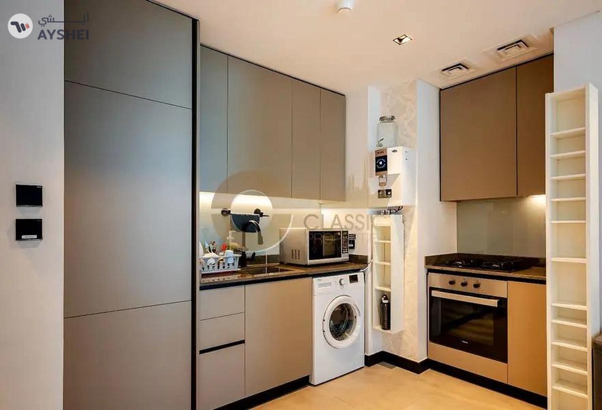 Furnished | Canal Views | Prime Location-4-4