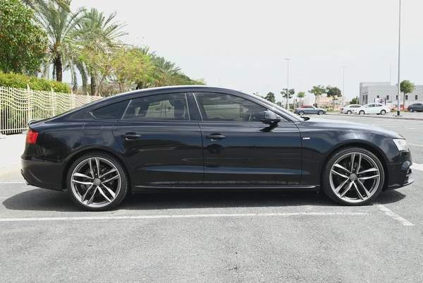 0% DP - S-LINE AUDI A5 2016 - ACCIDENT FREE - GCC