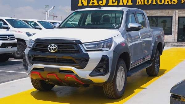 2026 Toyota Hilux SR5 - GCC Specs - Brand New!
