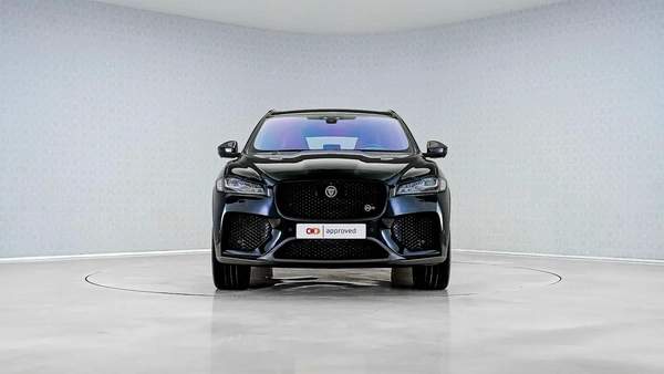 Jaguar F-Pace SVR