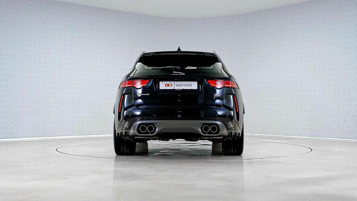 Jaguar F-Pace SVR-3-3