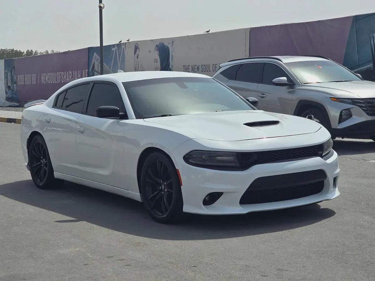 دودج تشارجر 2017 مواصفات امريكية هيمي 5.7 بحالة جيدة-1-1