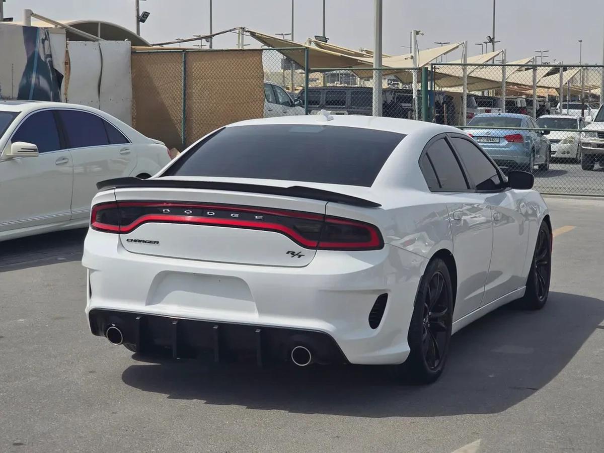 دودج تشارجر 2017 مواصفات امريكية هيمي 5.7 بحالة جيدة-4-4