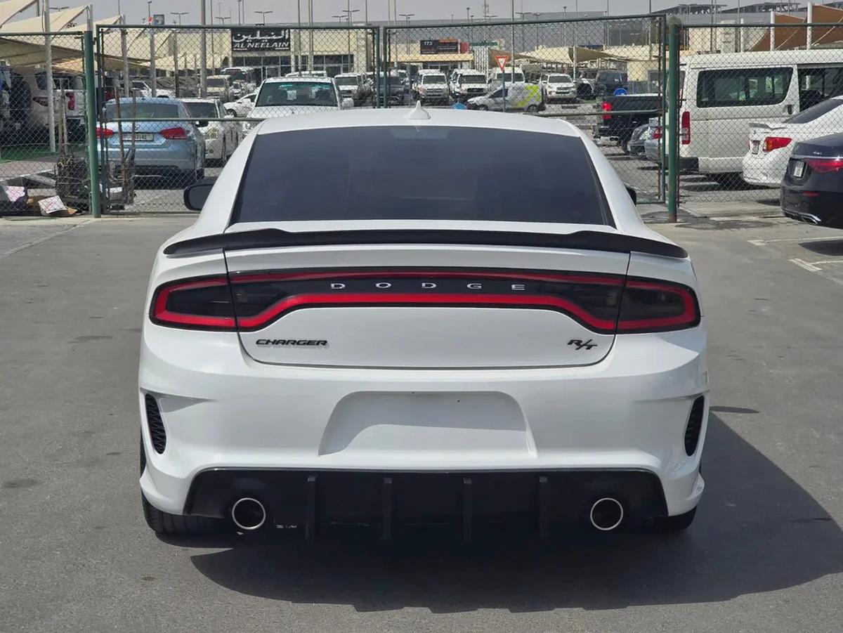 دودج تشارجر 2017 مواصفات امريكية هيمي 5.7 بحالة جيدة-5-5