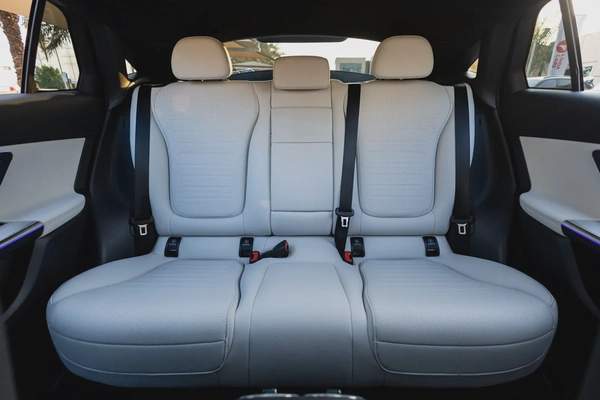 Mercedes-Benz GLC 300 2026