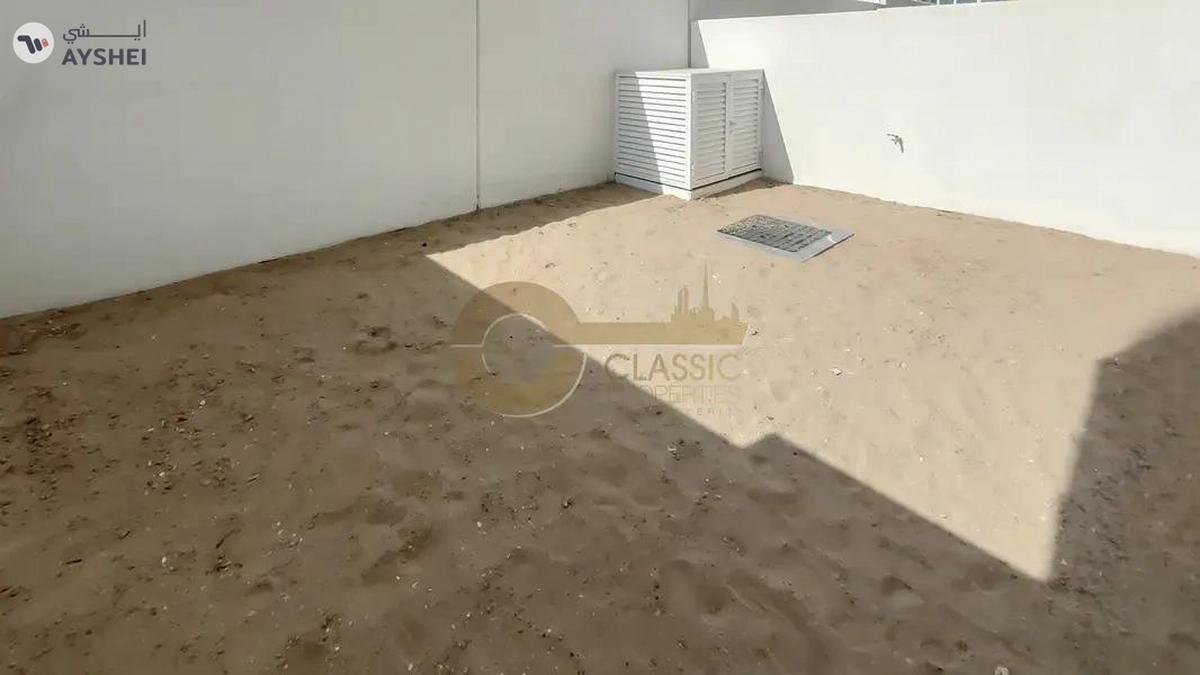 3 Bed Maids | Closed Kitchen | Biggest layout-22-22