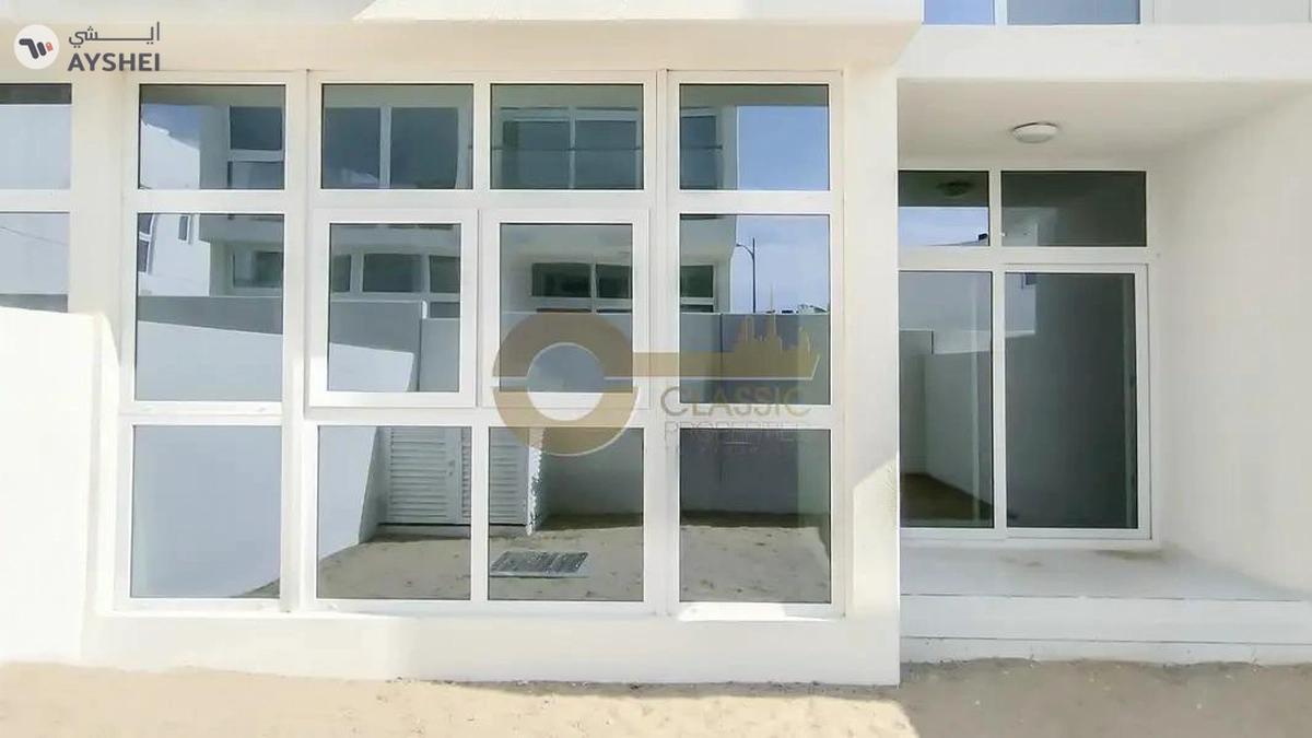 3 Bed Maids | Closed Kitchen | Biggest layout-0-landscape