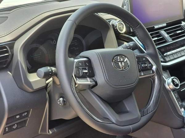 New Toyota Land Cruiser 2026
