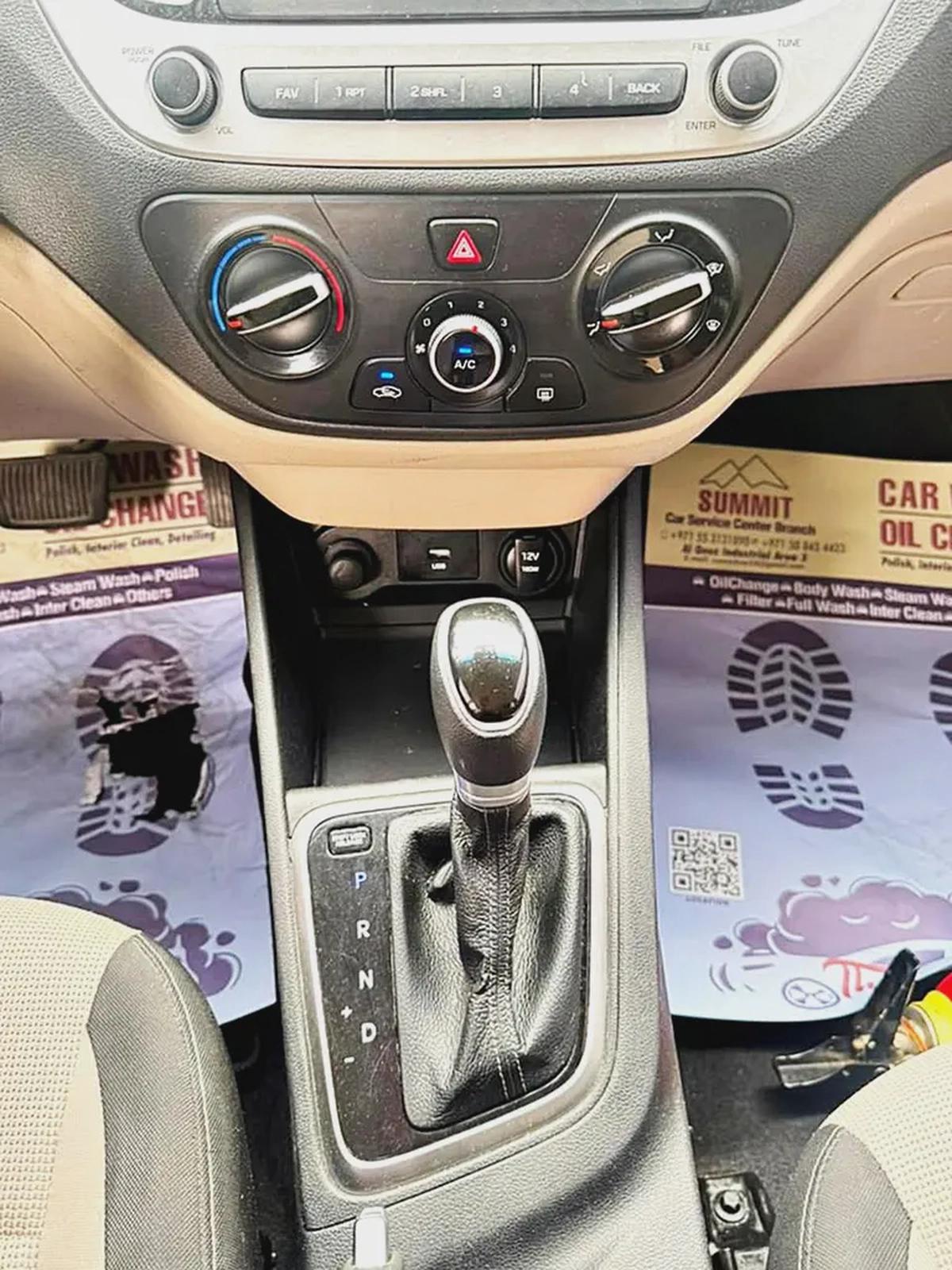 HYUNDAI ACCENT 2022-8-8