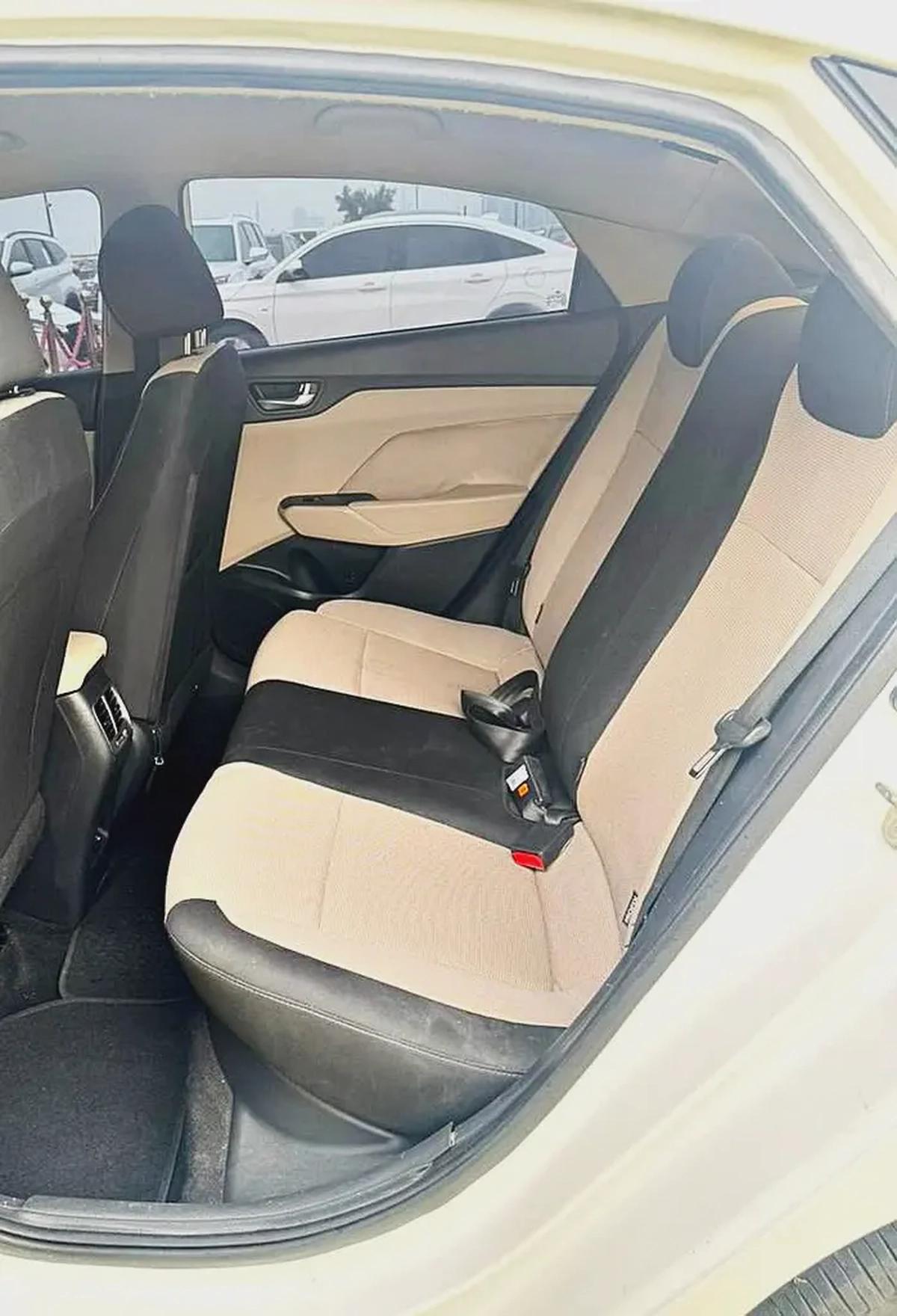 HYUNDAI ACCENT 2022-9-9