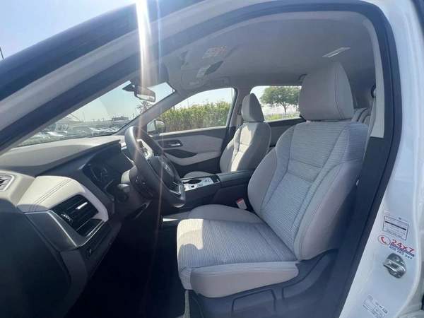 Nissan XTrail S 2.5L (169 HP) FWD (5 Seater)