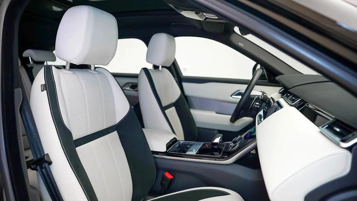 Land Rover Range Rover Velar R-Dynamic SE-10-10