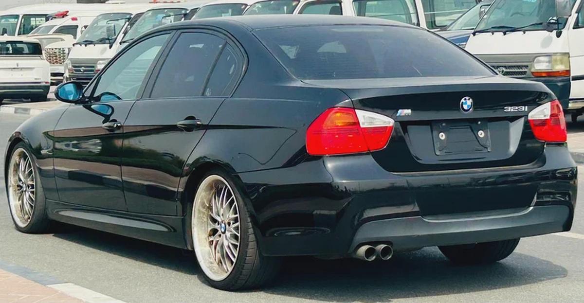 BMW 323i | 2006 | M PACKAGE | CLEAN TITILE | FRESH JAPAN IMPORT-4-4