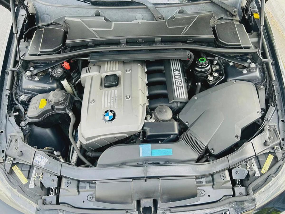 BMW 323i | 2006 | M PACKAGE | CLEAN TITILE | FRESH JAPAN IMPORT-7-7