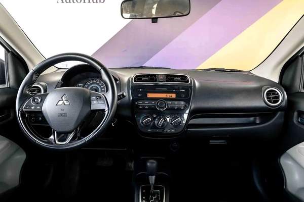 Mitsubishi Attrage GLX