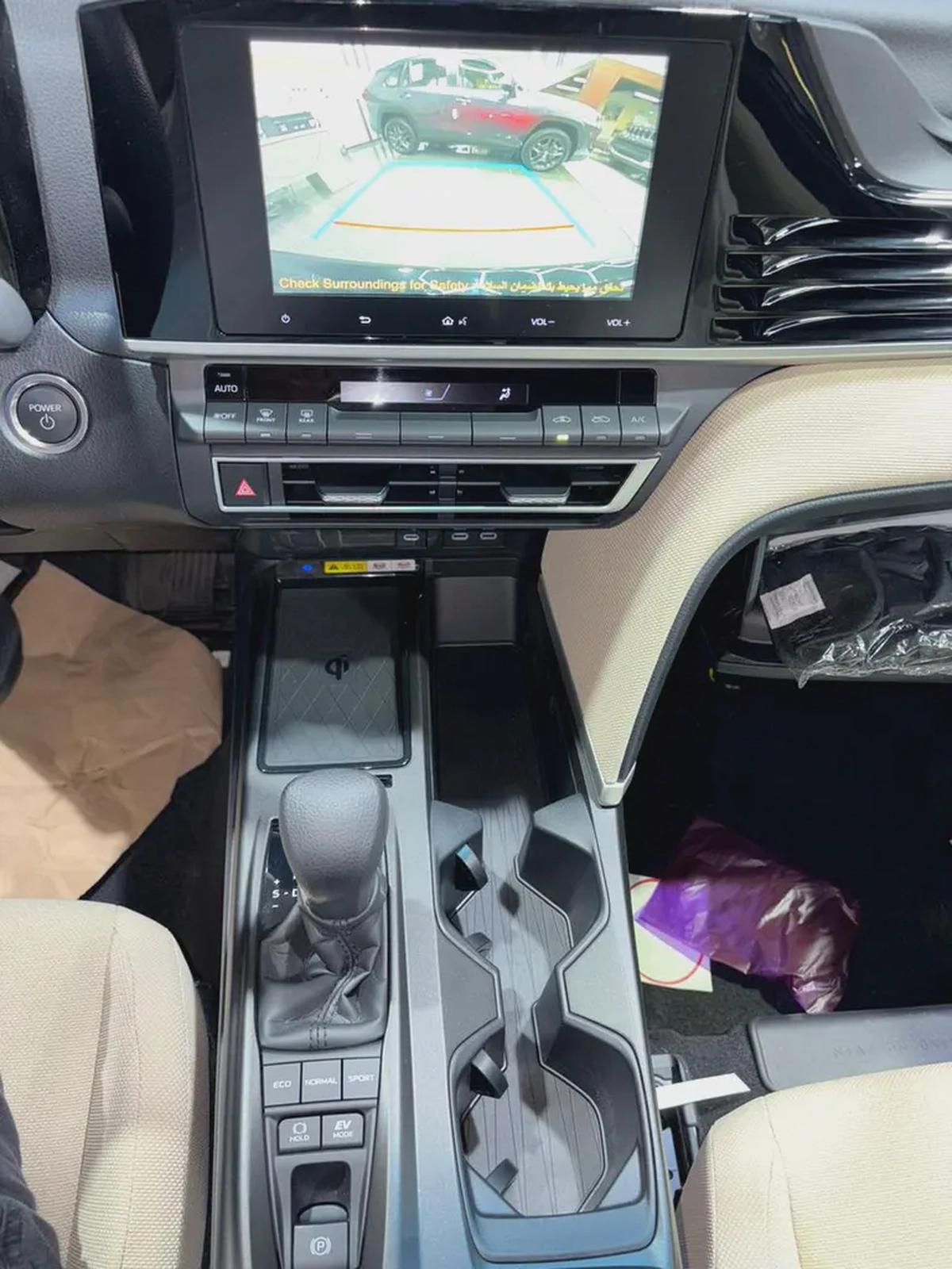 TOYOTA CAMRY 2.5L E HYBRID 2026YM تويوتا كامري 2500 لتر هايبرد-5-5