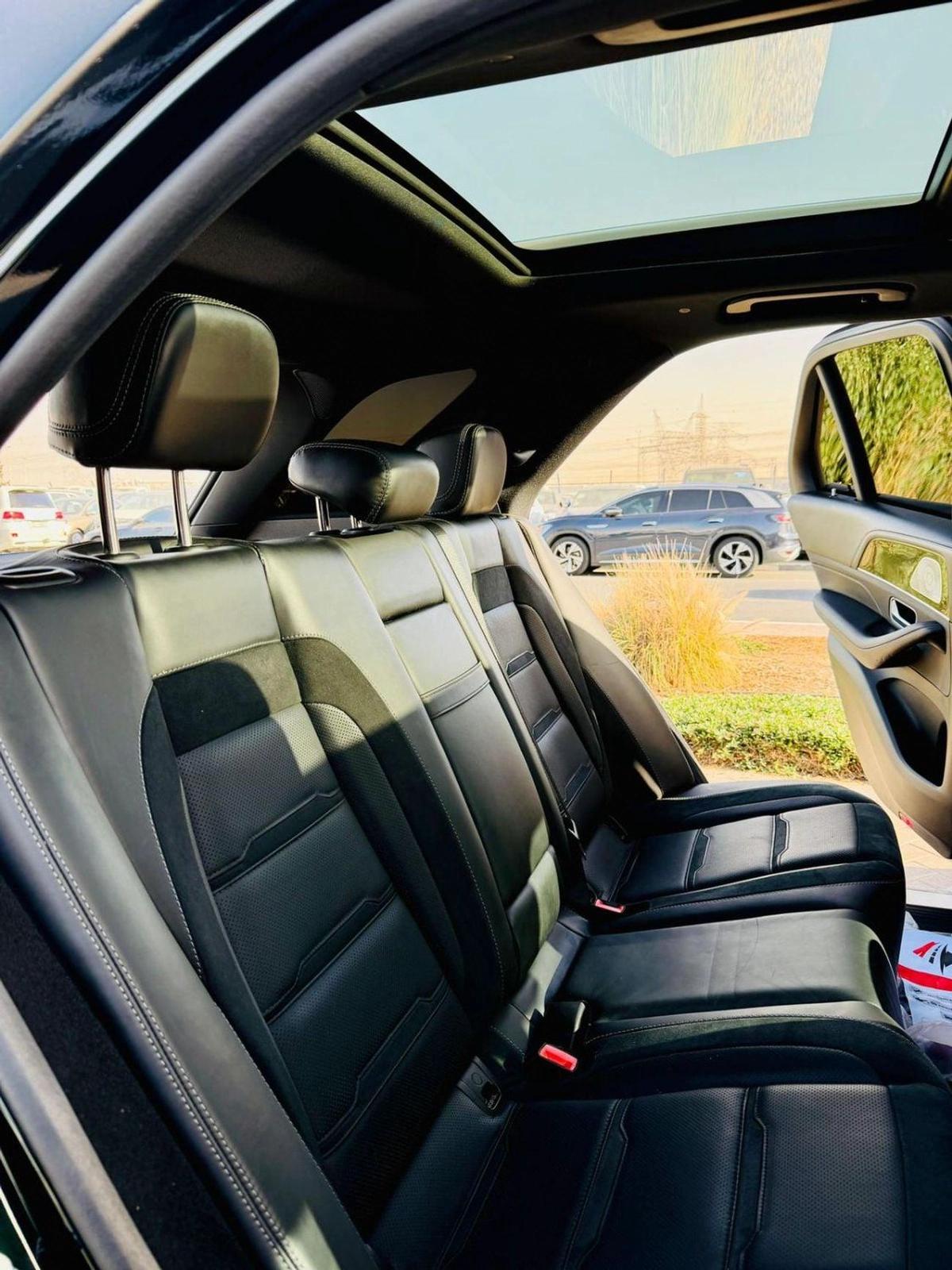 Mercedes-Benz GLE 53 Std 3.0L-11-11