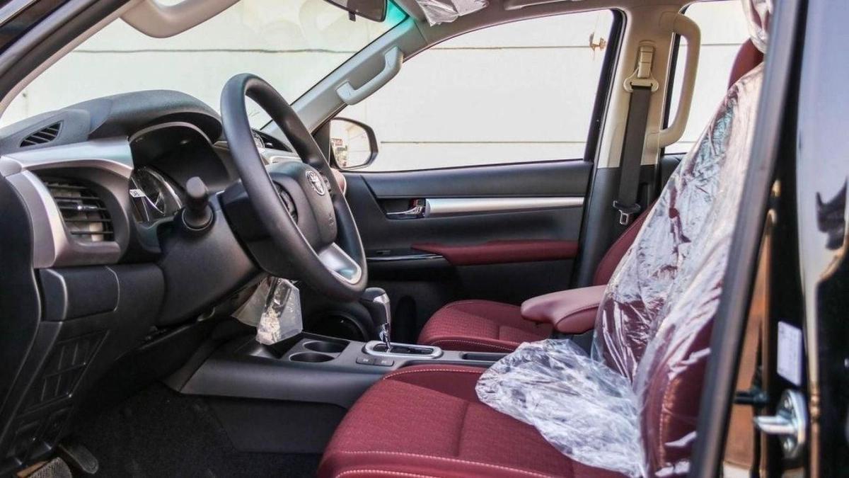 Toyota Hilux HILUX 2.7 AT-10-10