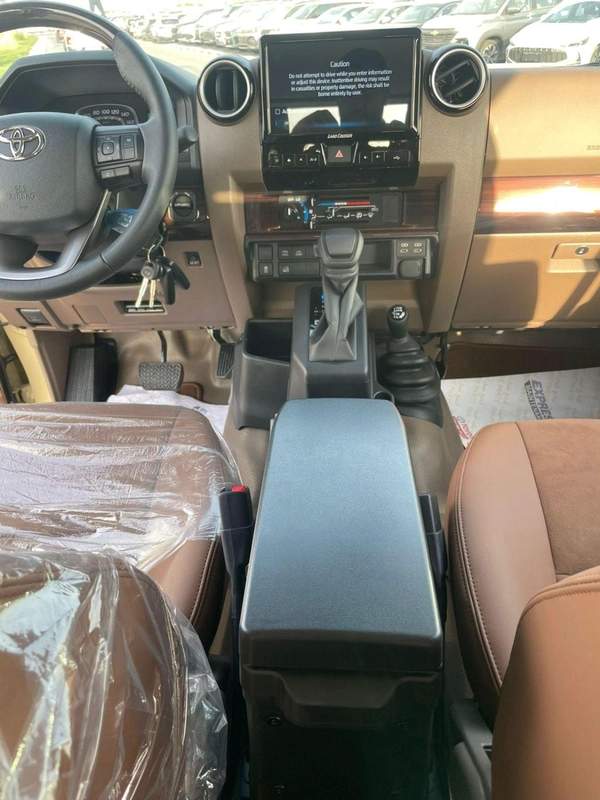 Toyota Land Cruiser 70