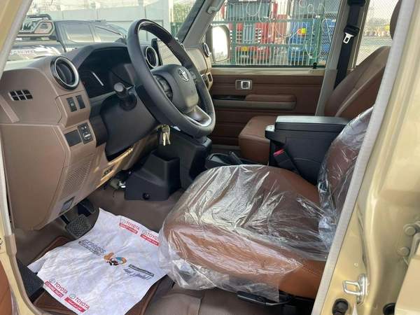 Toyota Land Cruiser 70