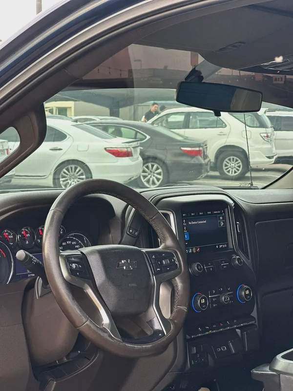 شيفرولية سيلفردو 2019 مواصفات خليجية RST بحالة جيدة