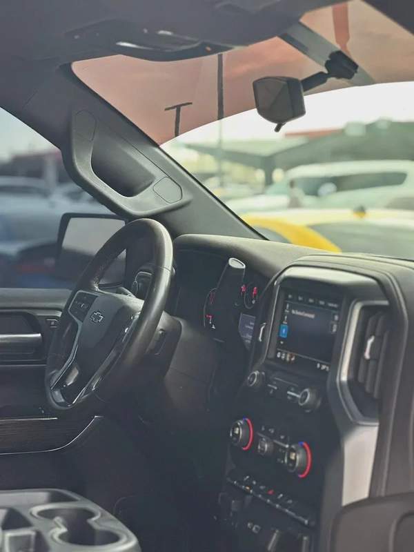 شيفرولية سيلفردو 2019 مواصفات خليجية RST بحالة جيدة