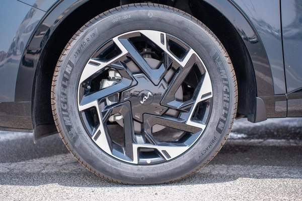 KIA SPORTAGE 1.6 L GT LINE DIESEL MODEL 2025