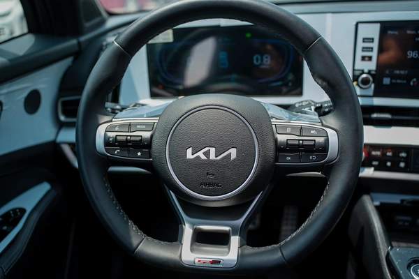 KIA SPORTAGE 1.6 L GT LINE DIESEL MODEL 2025