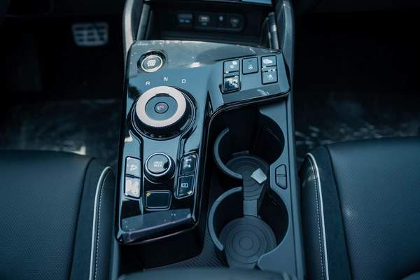 KIA SPORTAGE 1.6 L GT LINE DIESEL MODEL 2025