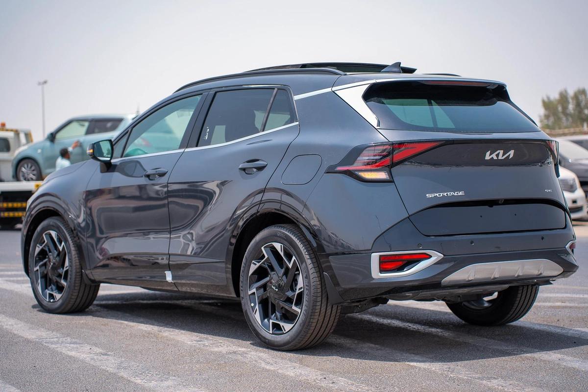 KIA SPORTAGE 1.6 L GT LINE DIESEL MODEL 2025-20-20