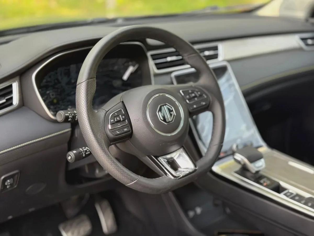 MG RX5 Luxury / 2025 Brand New / GCC-7-7