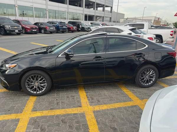 2018 Lexus ES 350 - American Specs - Excellent Condition
