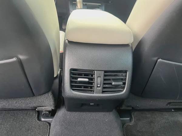 2018 Lexus ES 350 - American Specs - Excellent Condition