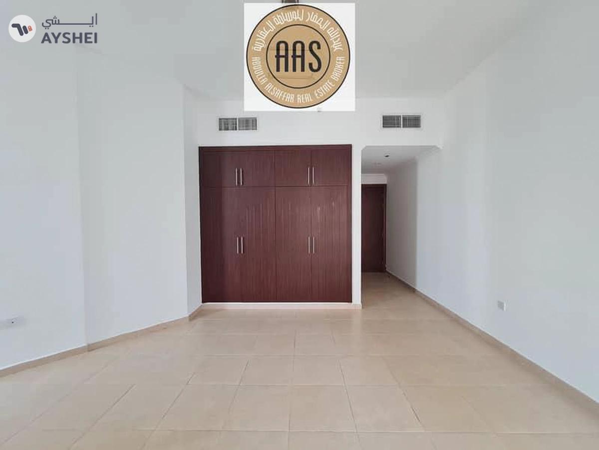 Clos3 To Carrefour Very Huge Size 2Bhk 67k With Master Room-2-2