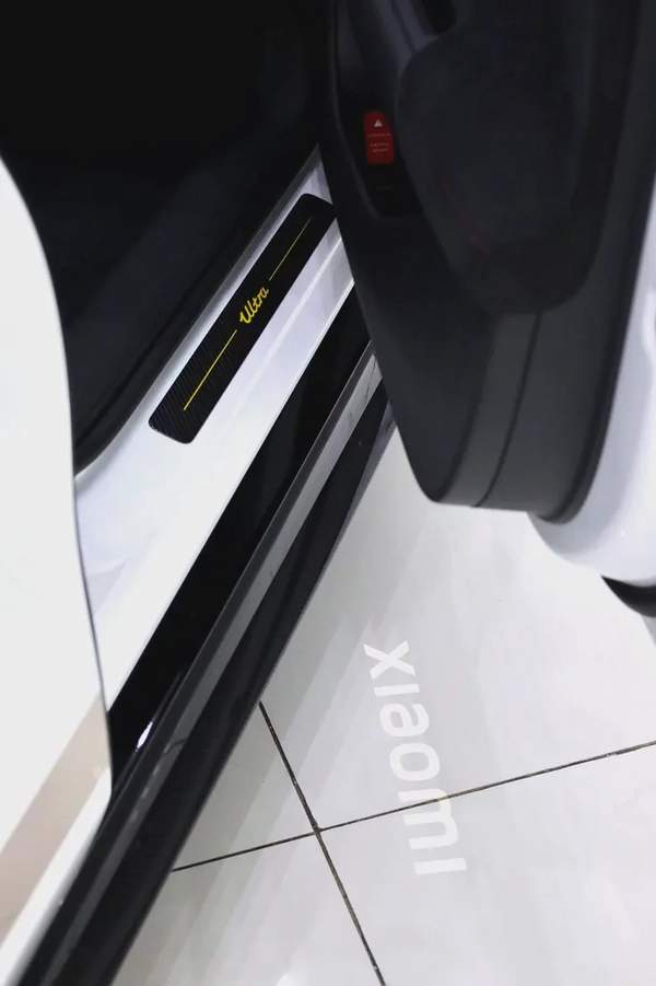 XIAOMI SU7 ULTRA FULLY LOADED + CARBON EXT / INT
