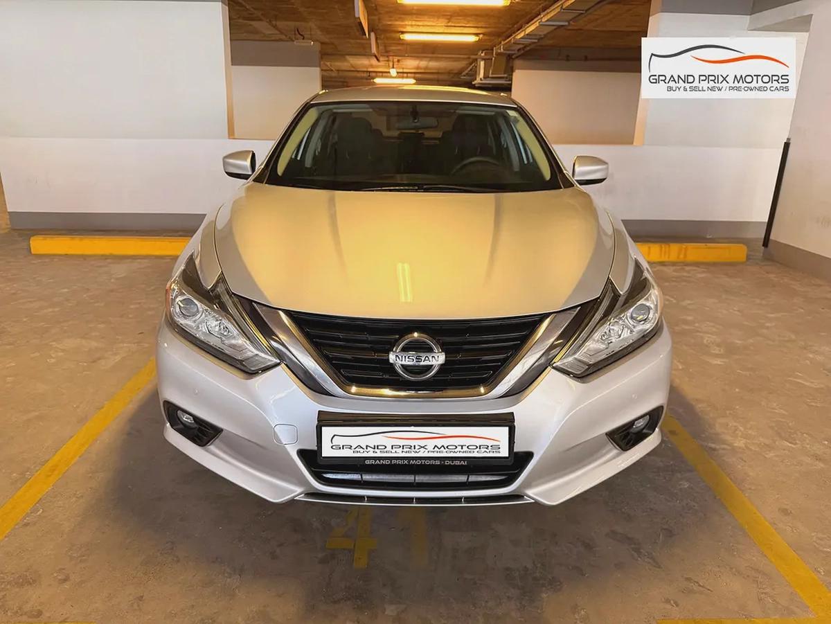 Nissan Altima SV 2017 Model GCC Specs With Partial Service History In Perfect Condition-1-1