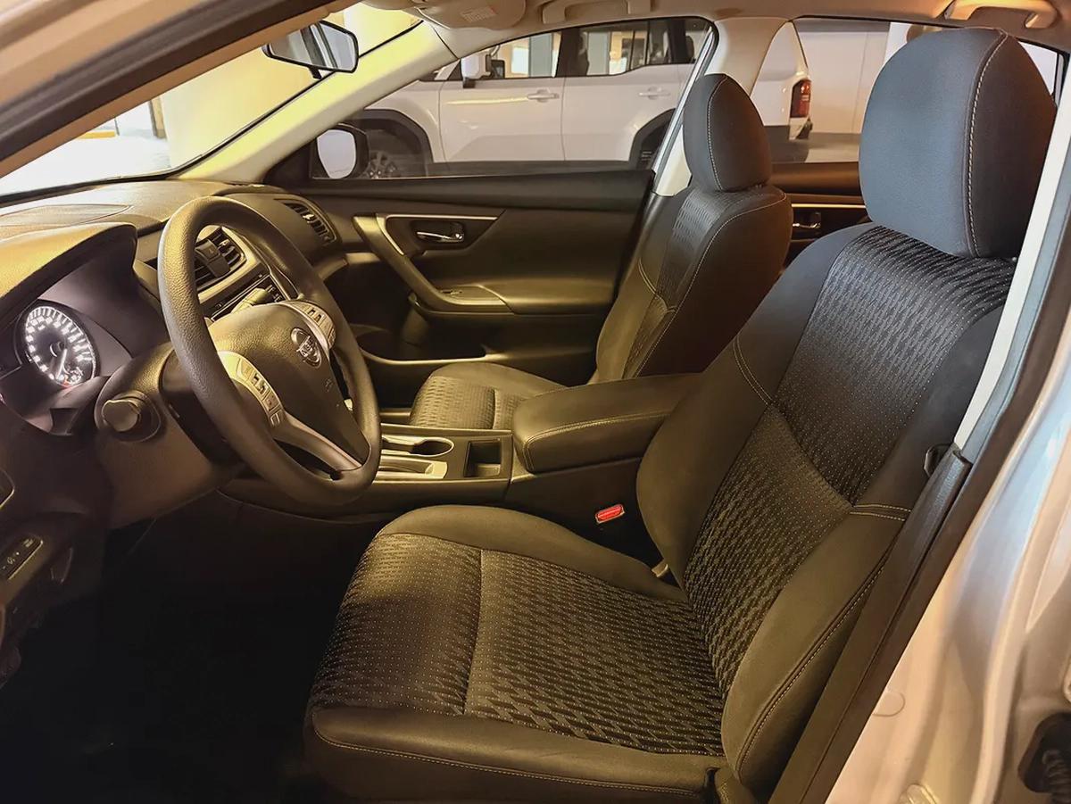 Nissan Altima SV 2017 Model GCC Specs With Partial Service History In Perfect Condition-8-8