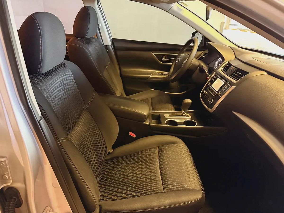Nissan Altima SV 2017 Model GCC Specs With Partial Service History In Perfect Condition-10-10