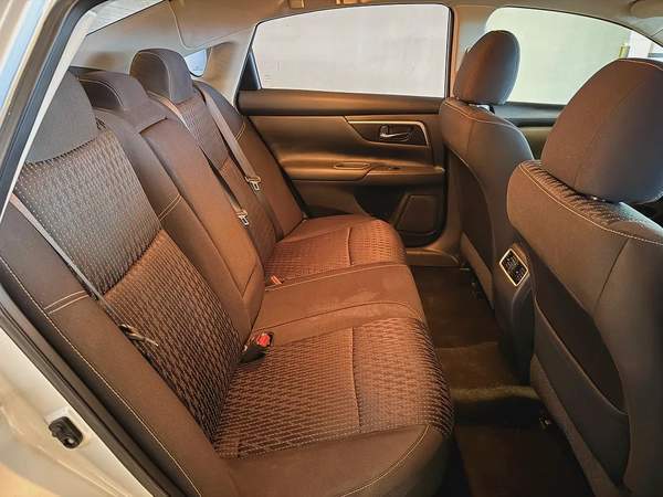 Nissan Altima SV 2017 Model GCC Specs With Partial Service History In Perfect Condition