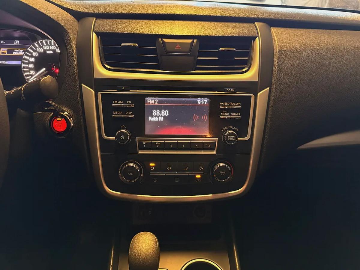 Nissan Altima SV 2017 Model GCC Specs With Partial Service History In Perfect Condition-15-15