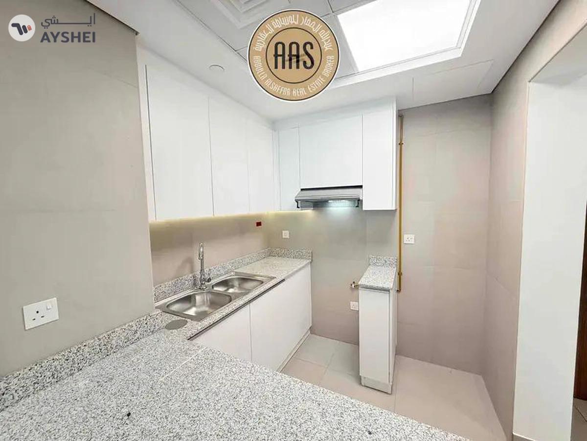 SPACIOUS 1BHK | 75K IN 4 CHEQUE PAYMENTS | FREE PARKING-1-landscape