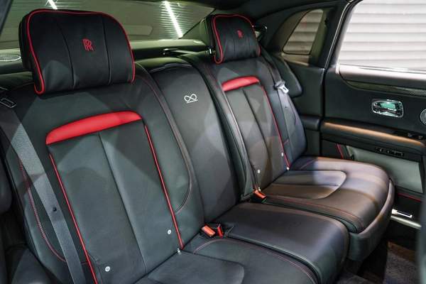 Rolls-Royce Ghost Black Badge 2022