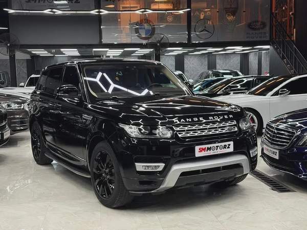 1 Owner | Original Paint | Full Service History | Warranty | GCC Specs