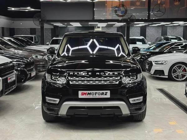 1 Owner | Original Paint | Full Service History | Warranty | GCC Specs