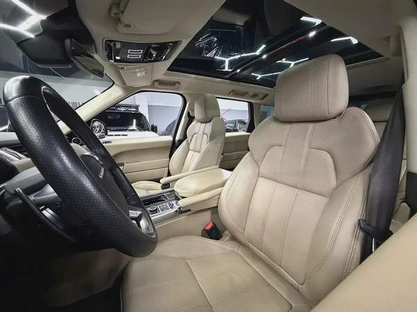 1 Owner | Original Paint | Full Service History | Warranty | GCC Specs