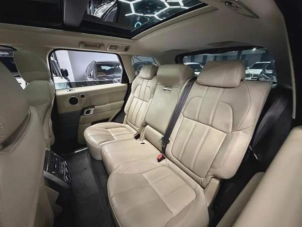 1 Owner | Original Paint | Full Service History | Warranty | GCC Specs