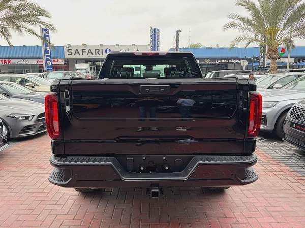 2024 GMC Sierra 1500 AT4X - GCC Specs - Brand New