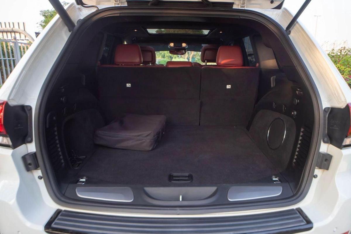 Jeep Grand Cherokee Trackhawk 6.2L-18-18