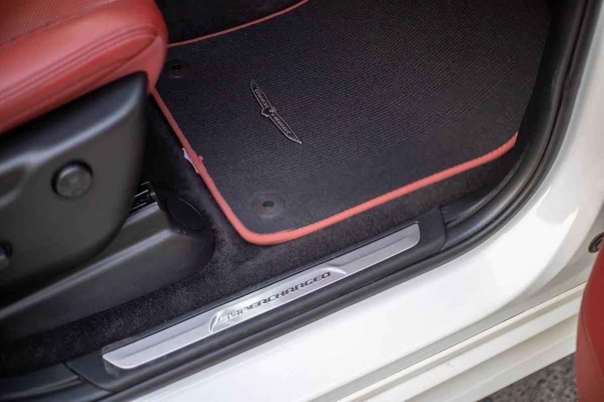 Jeep Grand Cherokee Trackhawk 6.2L-19-19