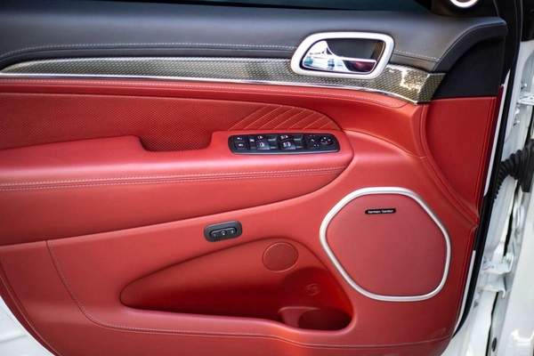 Jeep Grand Cherokee Trackhawk 6.2L